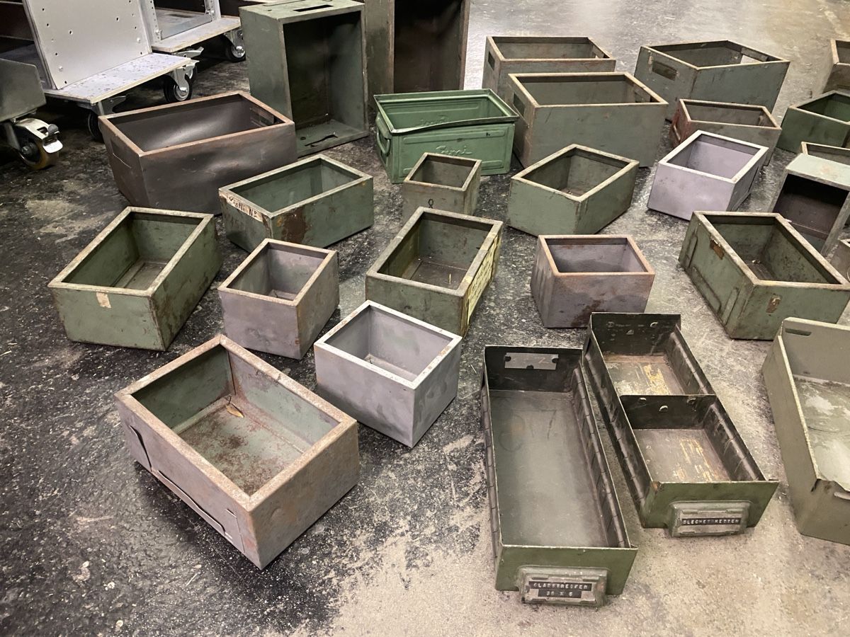 Casse di trasporto: Mega Posten vintage Metallkisten – Usato da Wabern venduto da HK-Design 1