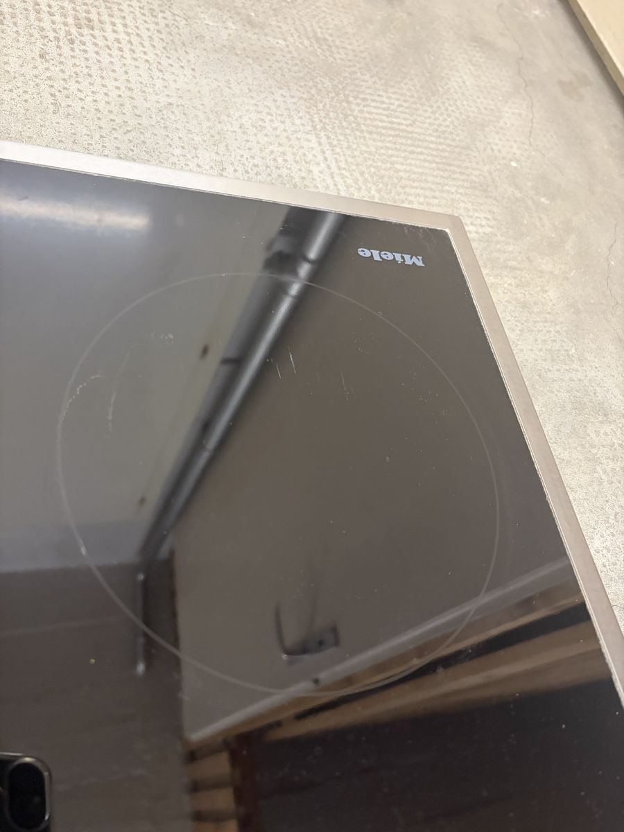 Miele Cuisinières: Plaques induction Miele KM6538 – D'occasion à Pully par ari_78pk 1