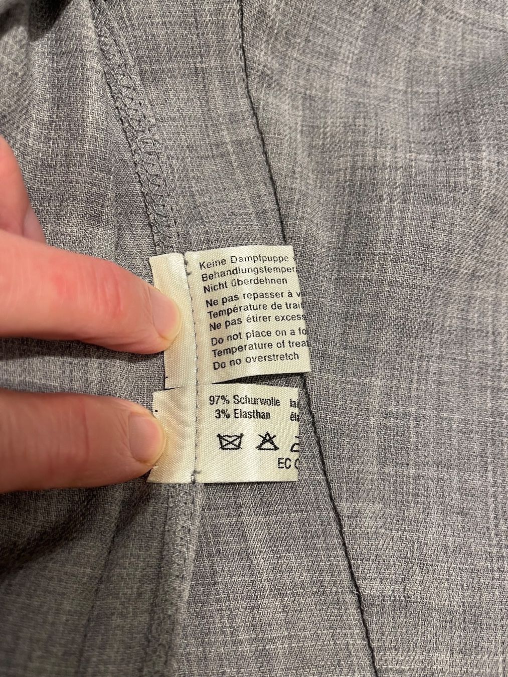 Akris Vestes: Akris Oberteil – D'occasion à Adetswil par dp9 5