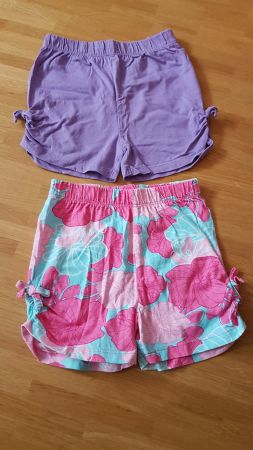 2 shorts baby girl Smile 80cm