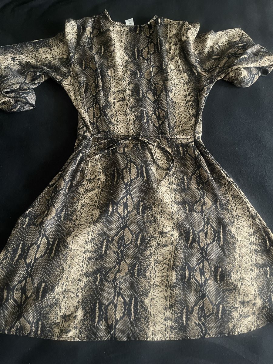Zebra Robes: Zebra Kleid Schlangenmuster Grösse M  – Neuf (Voir description) à Olten par sae_82z2 7