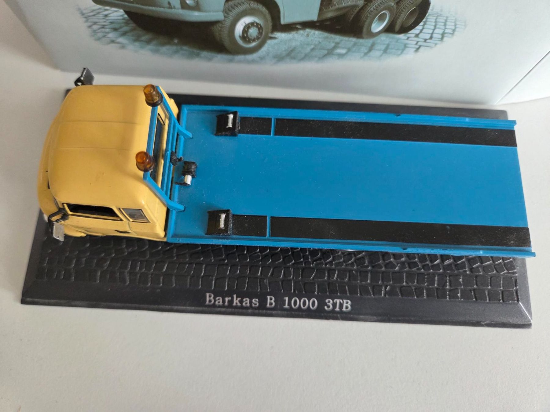 Modellautos: Barkas B 1000 3TB Modellauto beige/blau – Neu (gemäss Beschreibung) aus Luzern von Kartenansicht 2