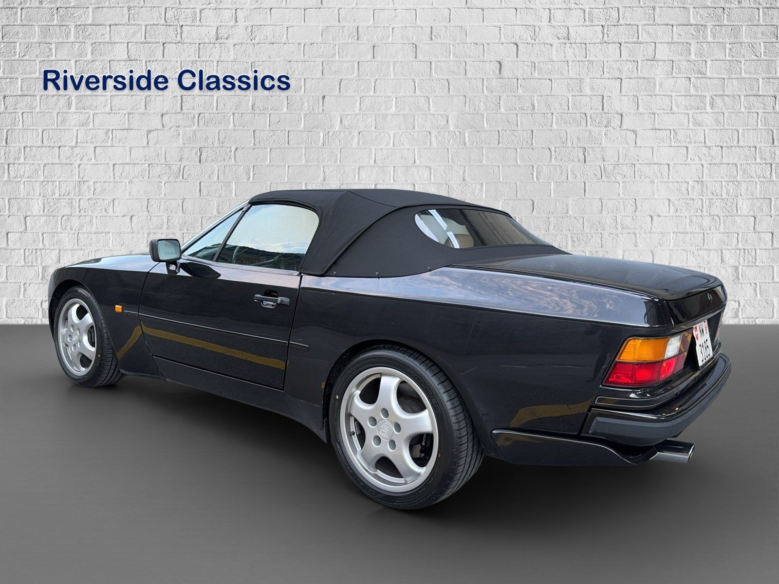 Porsche Automobili: 1989 Porsche 944 S2 Cabriolet – Usato da Beckenried venduto da RSC2016 2
