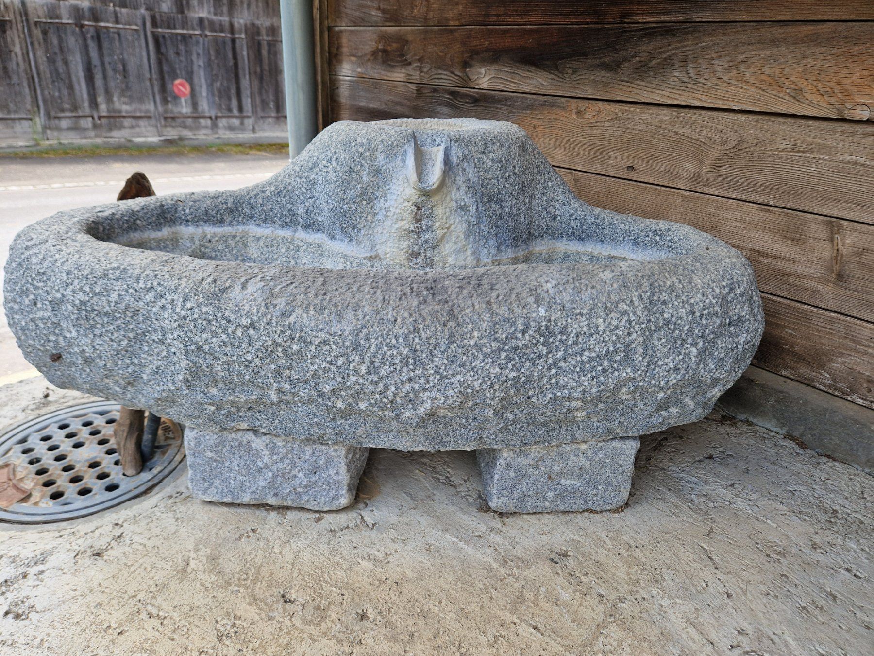 Teiche & Zierbrunnen: Steinbrunnen – Gebraucht aus Eriz von kilian010 1