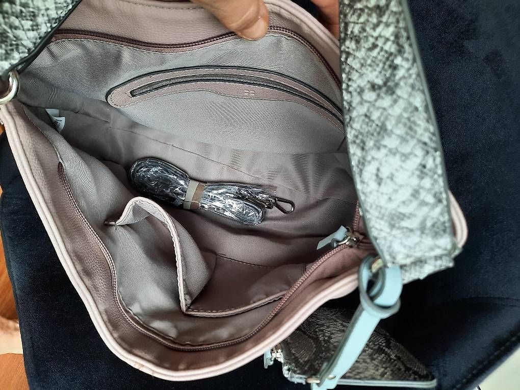 Borse da donna: Damen Tasche ungetragen – Nuovo (secondo la descrizione) da Buchs SG venduto da miska01 3