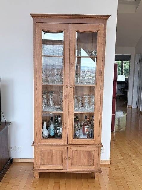 Vitrinen: Vitrine – Gebraucht aus Baar von rog_mv9z
