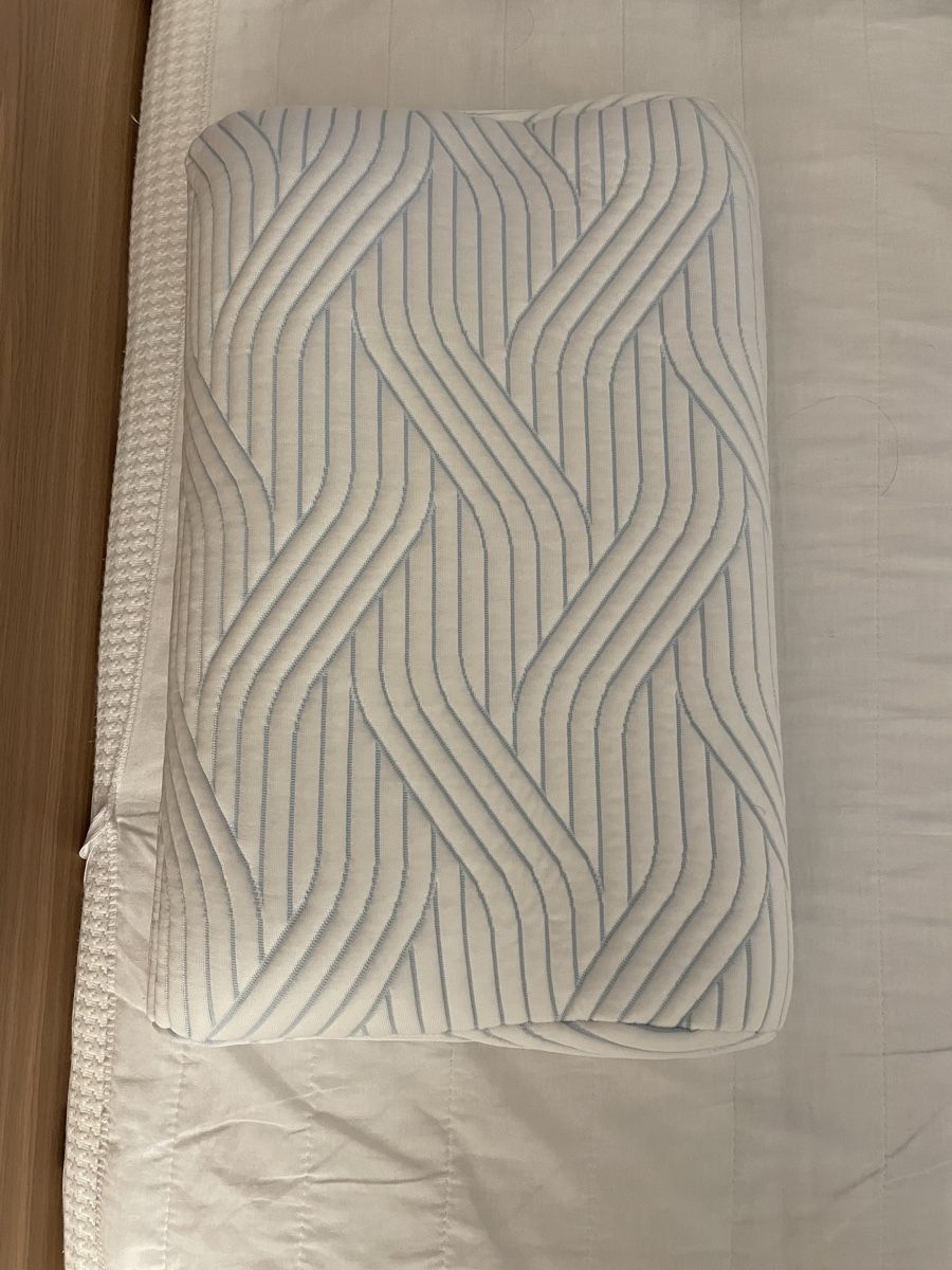 Tempur Cuscini: Tempur Shape Pillow medium with Smartcool Technology – Nuovo (secondo la descrizione) da Zürich venduto da Georgiana07 3