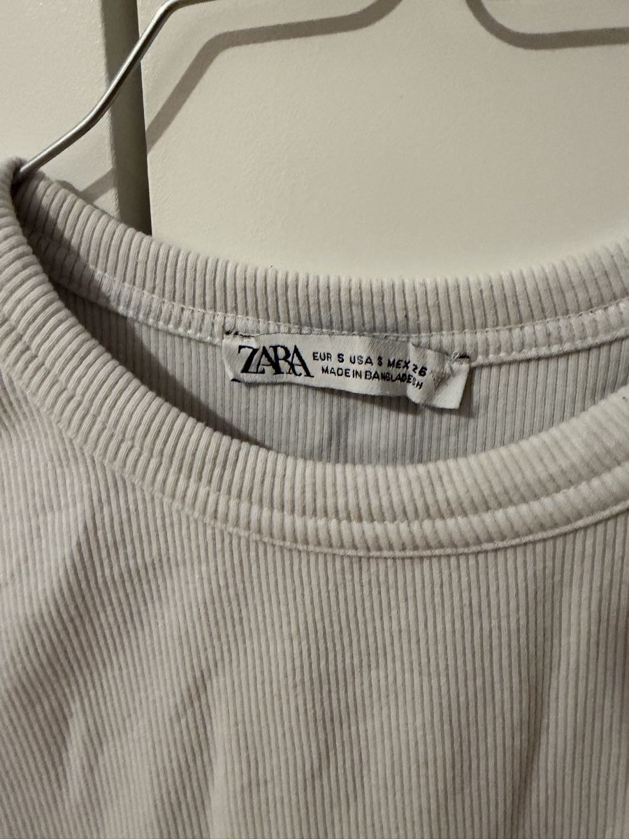 T-shirt: ZARA gerippt weiss Grösse S – Usato da Biel/Bienne venduto da Peeeep10 1