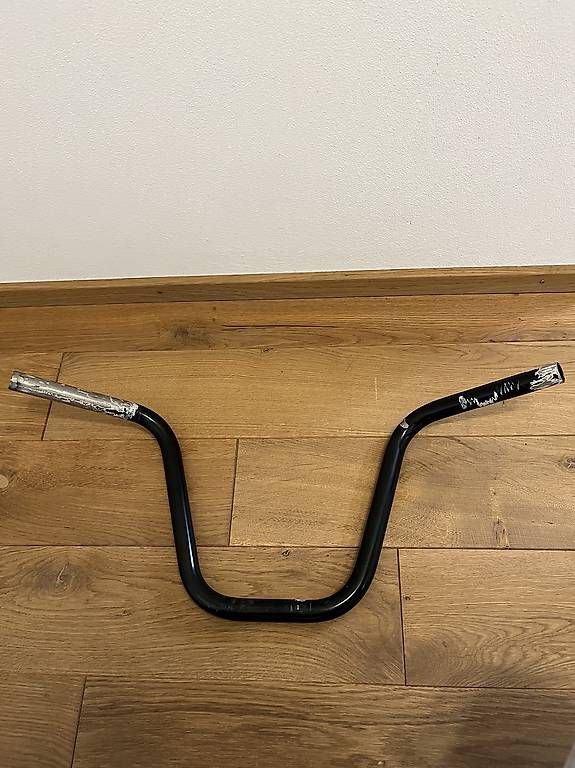 Parti ricambio per ciclomotori: Lenker schwarz 22cm – Usato da Ottoberg venduto da yvonne.graenacher 1