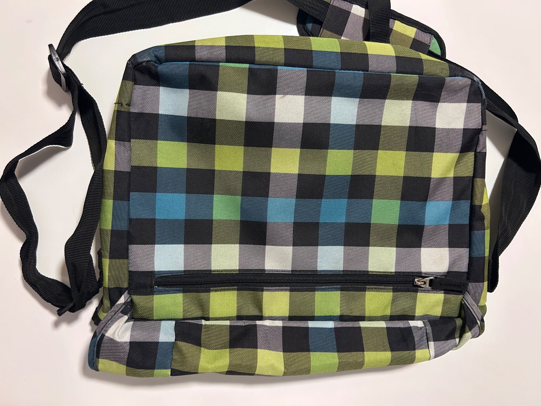 Taschen: Computertasche – Gebraucht aus Düdingen von Sarindlibindli 1
