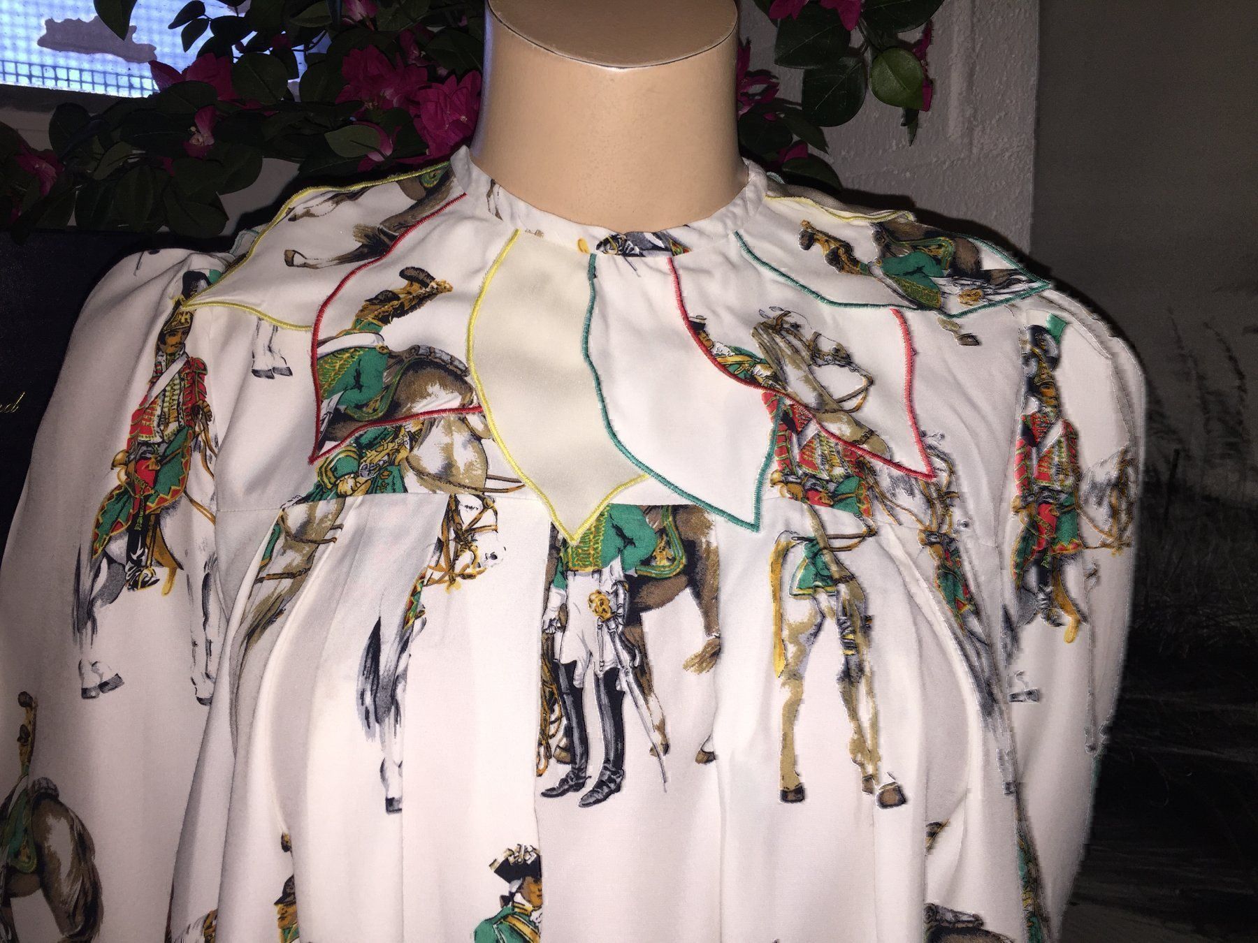 Tuniche: Tunique / Tunika taille / Grosse XS – Usato da Cossonay-ville venduto da Super-Price-Quality 1