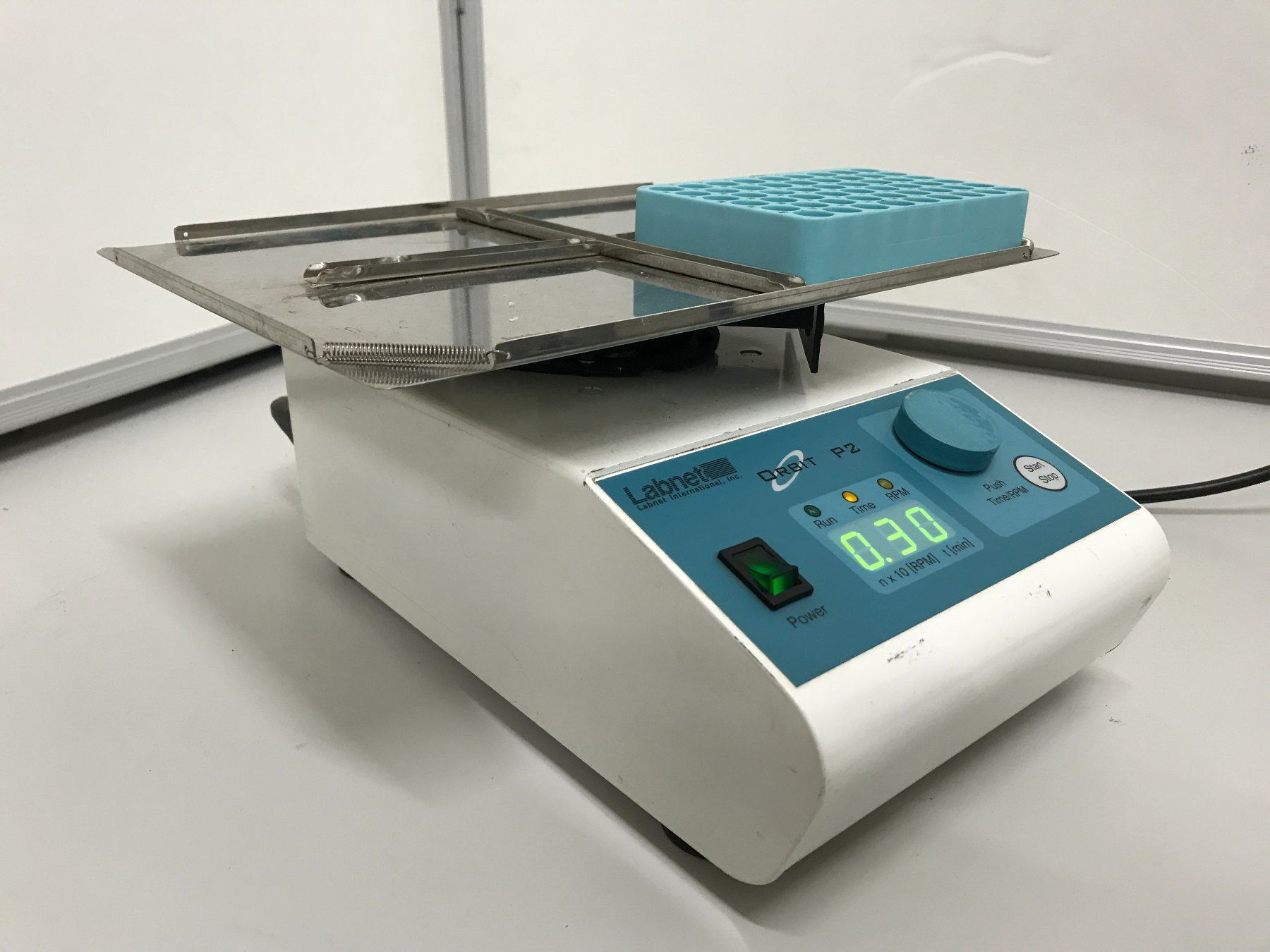 Elettrodomestici da cucina: Shaker Labnet Orbit P2 – Usato da Ecublens VD venduto da Netfinity 1