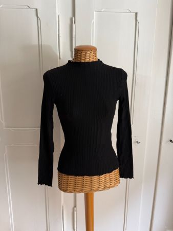 ONLY - Langarmshirt schwarz gerippt XS