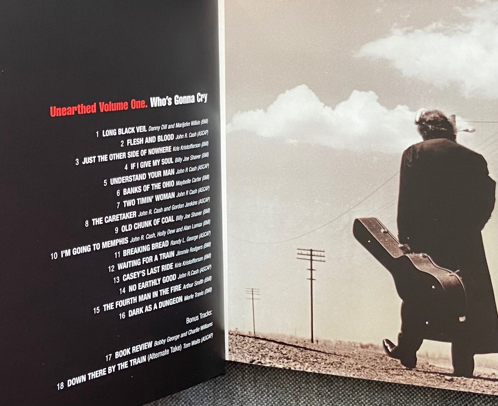 CDs: Johnny Cash - CASH UNEARTHED - Boxset mit 5 CDs – Gebraucht aus Luzern von  5