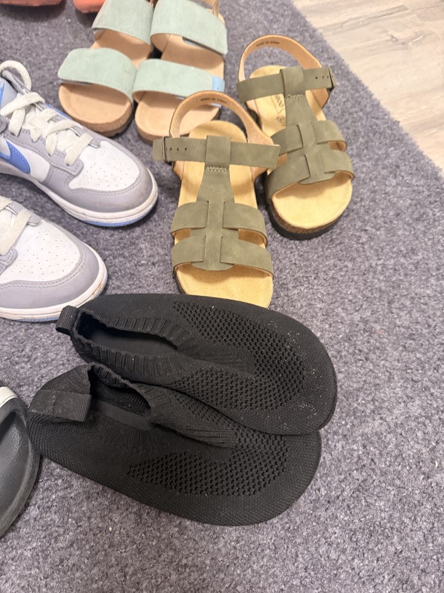 Scarpe per ragazzi: Sommer-Schuhpaket: Gr.30-32 – Nuovo (secondo la descrizione) da Rothrist venduto da ale_h7dz 2