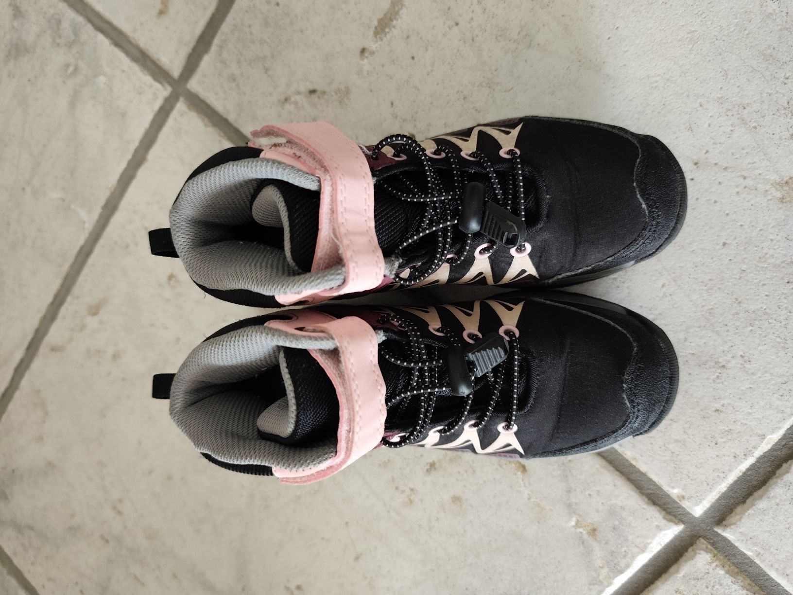 Schuhe für Mädchen: Mädchen Wanderschuhe  – Gebraucht aus Chur von Rodanisa 6