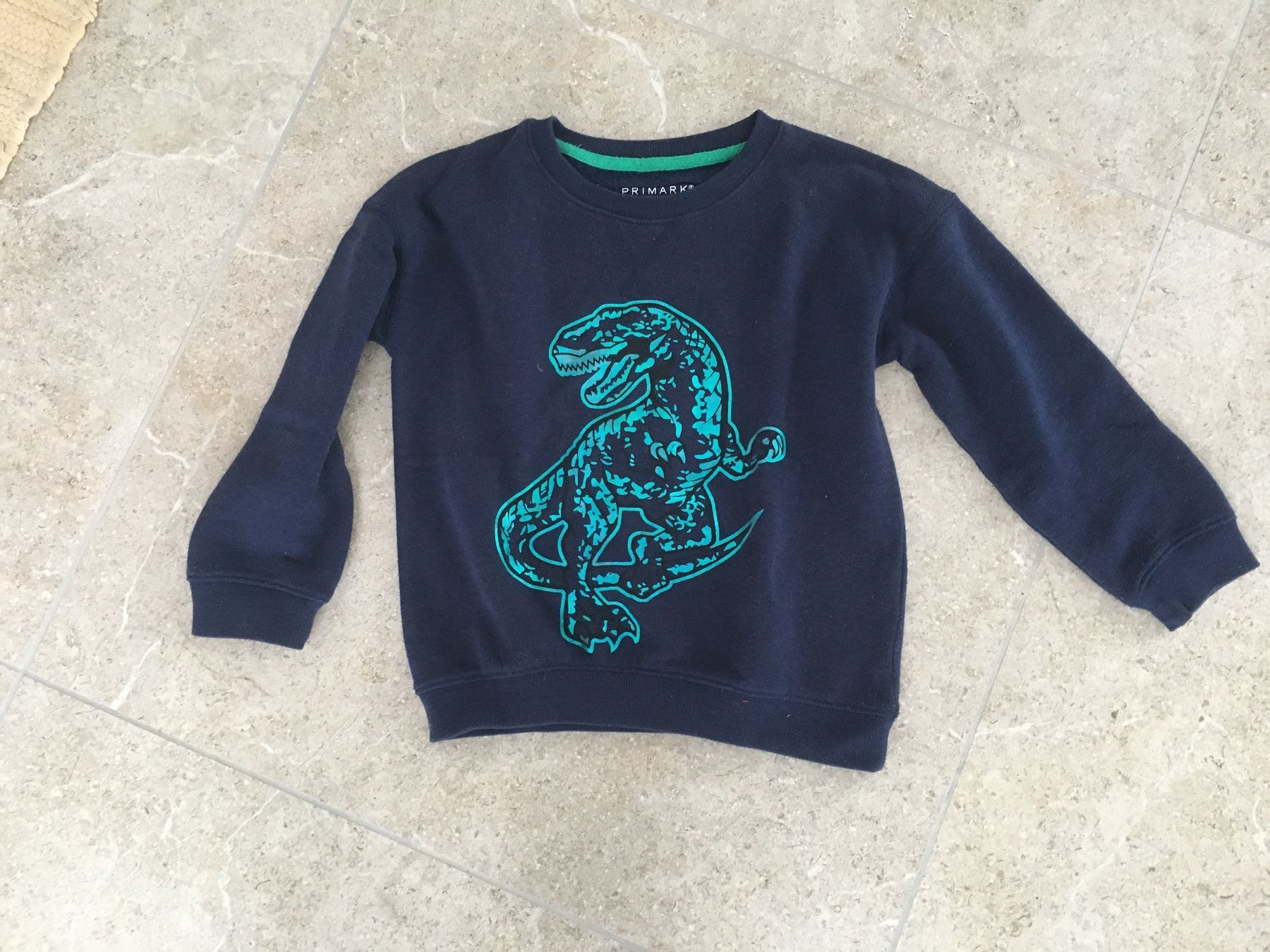 Pullover & Sweatshirts: Dino Pulli Gr. 116 – Neu (gemäss Beschreibung) aus Gächlingen von Tara_devi
