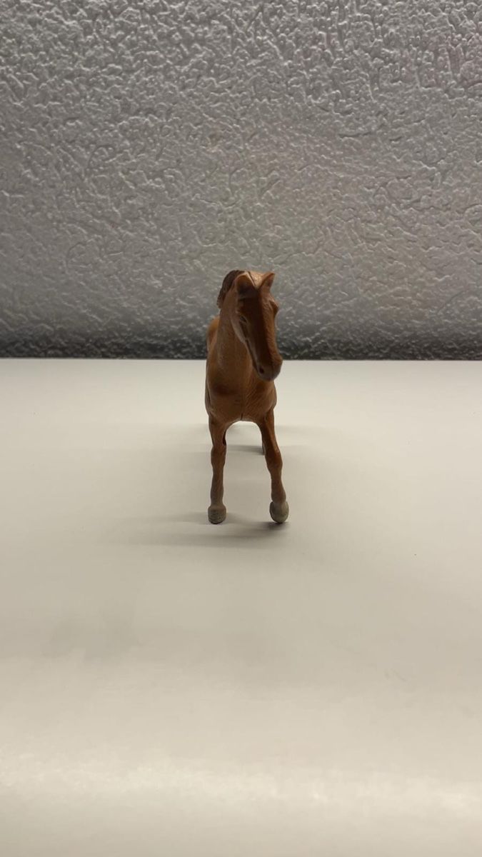 Giocattoli: Cheval en bon état  – Usato da Avenches venduto da Rose-rose