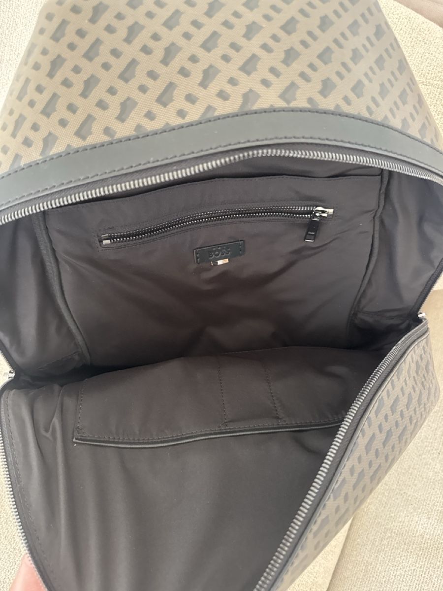 Hugo Boss Rucksäcke: BOSS backpack  – Neu (gemäss Beschreibung) aus Thalwil von awm_fgj5 3