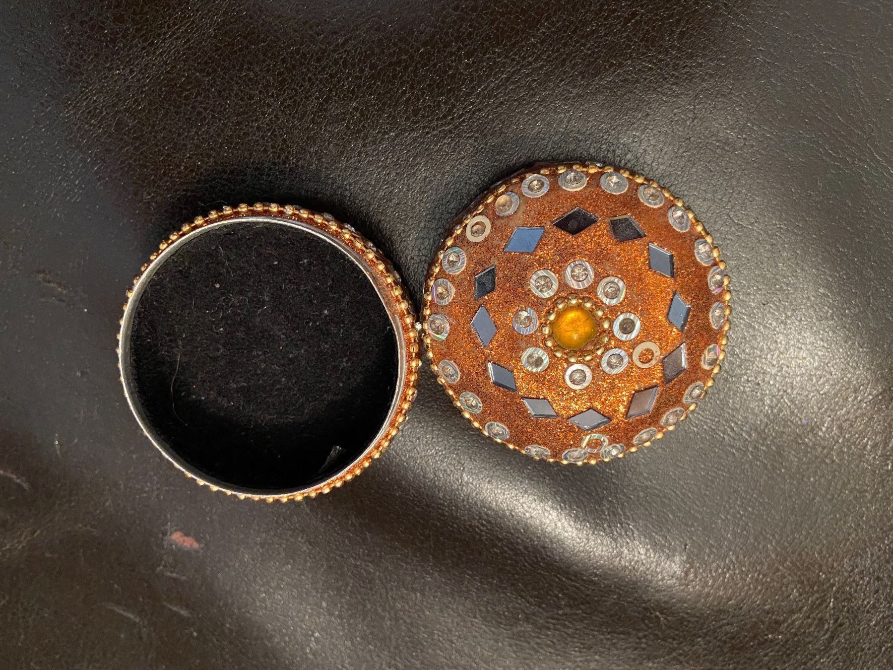 Altro in Decorazioni & Accessori: Petite Boîte orange – Usato da Veyrier venduto da Leilazizou 3