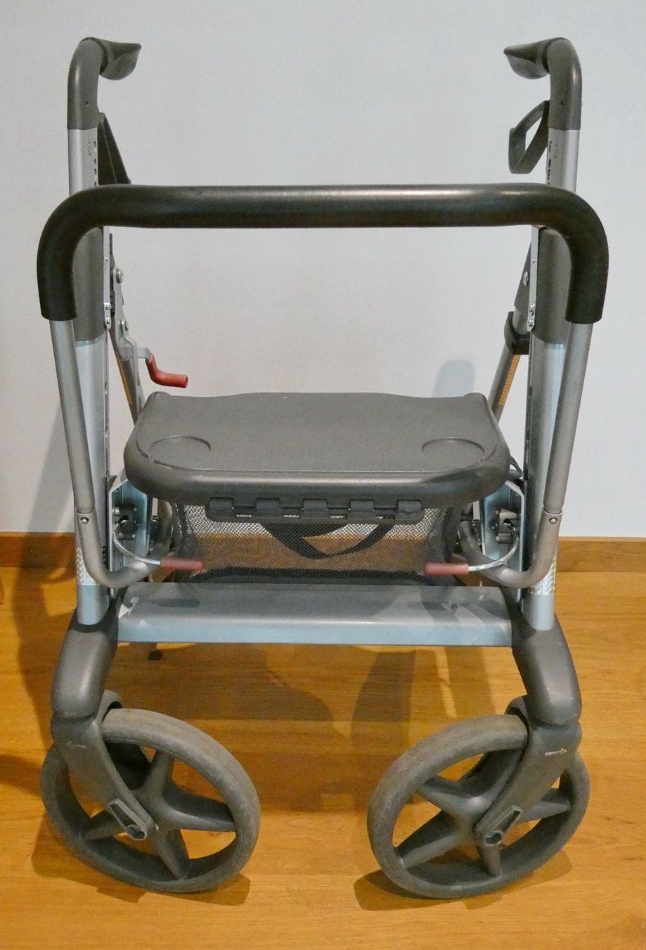 Aides à la marche: Rollator - Active Walker – D'occasion à Glarus par Zigerfrigg 1