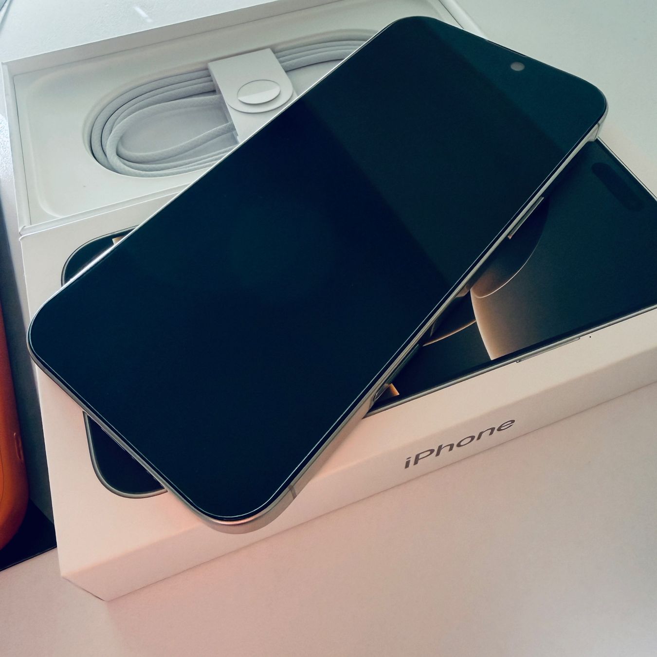 Apple Handys / Smartphones: iPhone 16 Pro Max 256GB Natural, Garantie 07.2027 TopZustand – Gebraucht aus Basel von MY.AIRPODS.SHOP 5