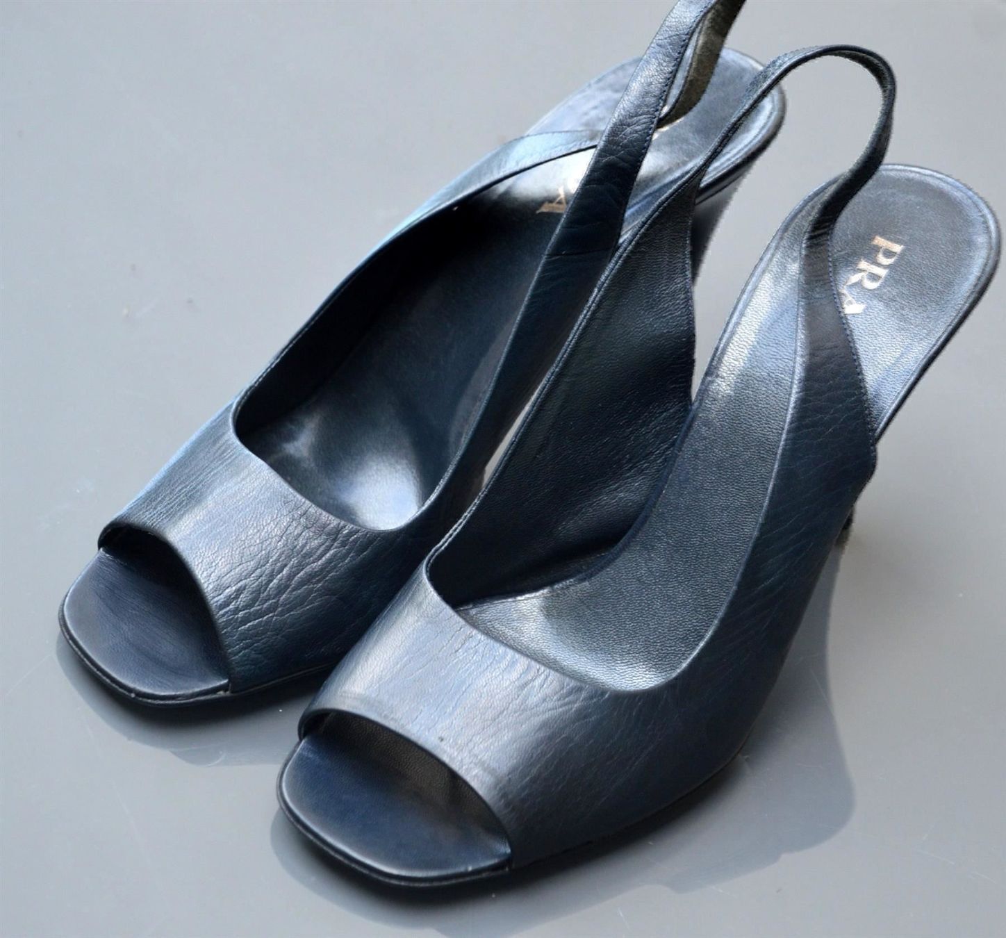 Prada Scarpe da donna: Sandaen Sandales PRADA 37,5 – Usato da Collonges venduto da Auganien 1