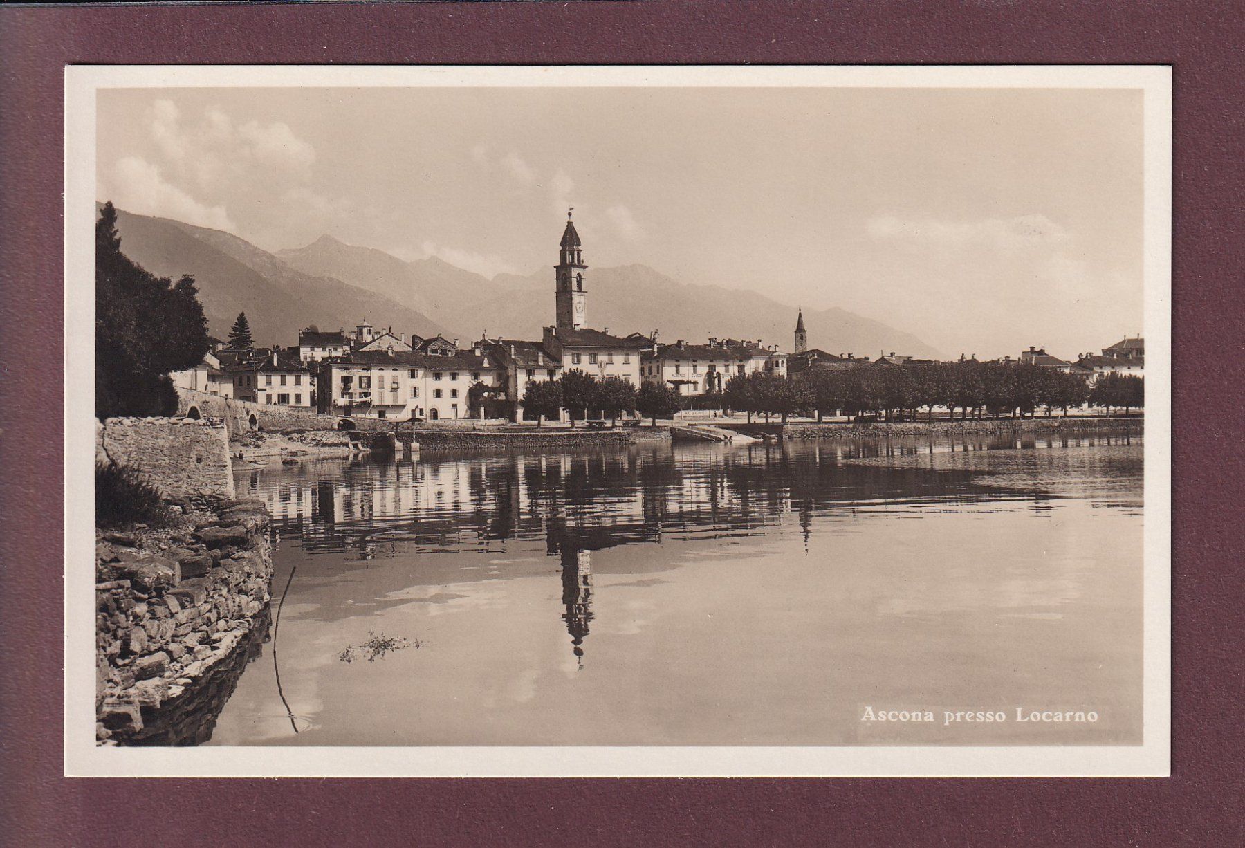 Cartoline postali: ASCONA – Usato da Pully venduto da nicecards