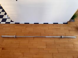 Langhantelstange 20kg neuwertig !