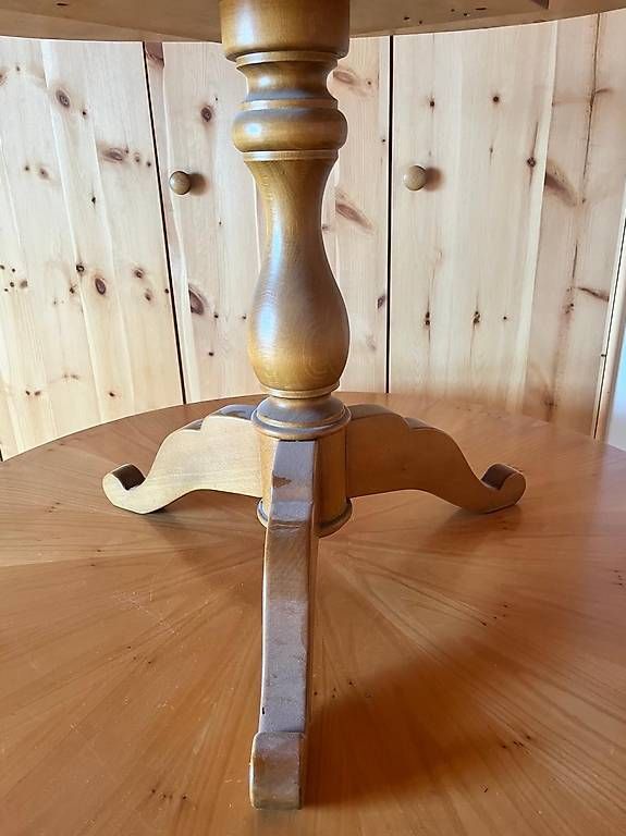 Tische: Table ronde – Gebraucht aus Sorens von Janel02 2