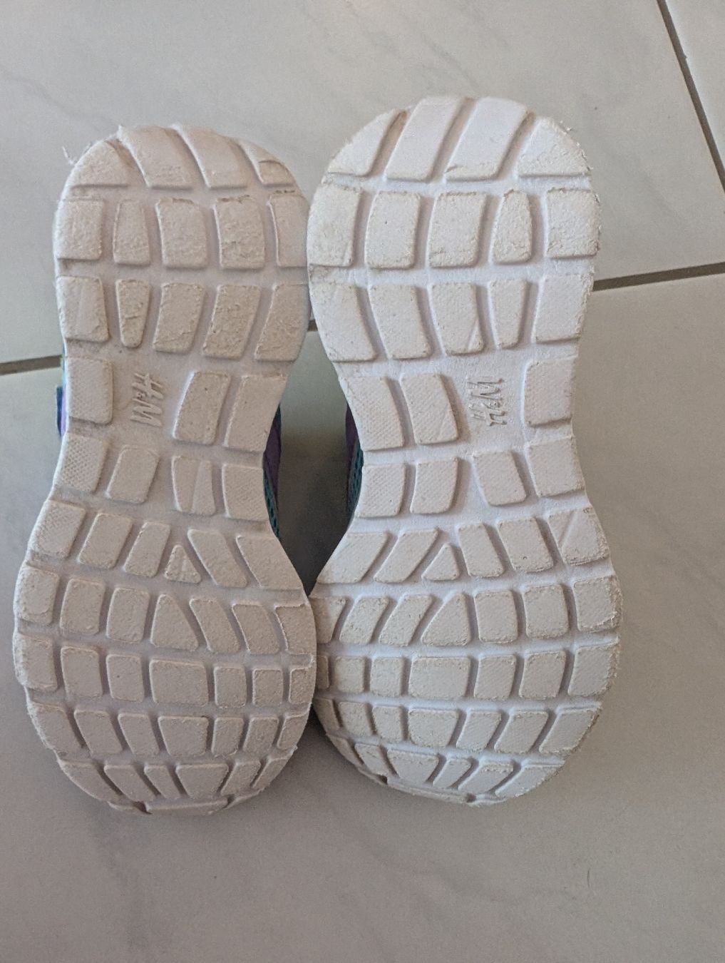 H&M Schuhe für Jungen: Kinder Sneaker Gr. 30 H&M  – Gebraucht aus Bassersdorf von Rosaura 3