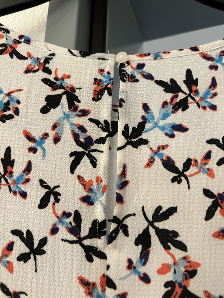 Only Camicette: Bluse von Only, Grösse M, Blumenmuster – Nuovo (secondo la descrizione) da Erlinsbach SO venduto da hallon480 2