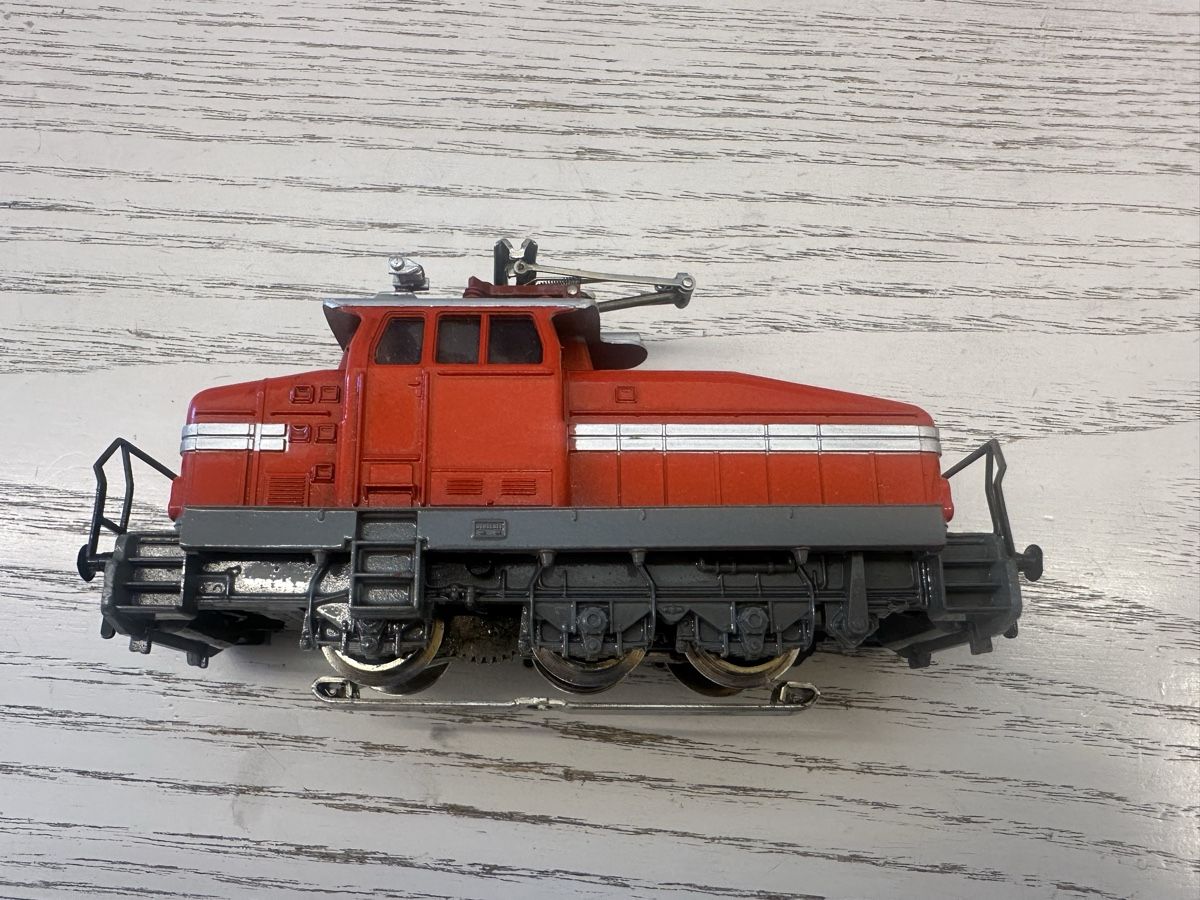 Märklin Modellini di ferrovie: Märklin 3044 EA 800 Werkslok – Usato da Lupsingen venduto da New-Haven 3