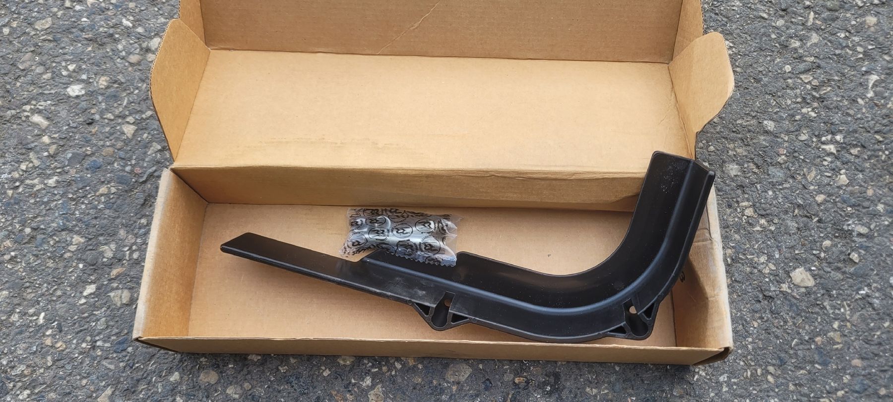 Karts: Couvre chaine KZ – D'occasion à Ecublens VD par Sarmale542 1