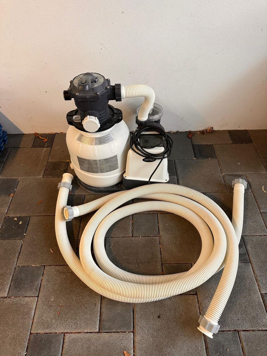 Intex Piscine: Sandfilterpumpe Intex – Usato da Recherswil venduto da Tdm850