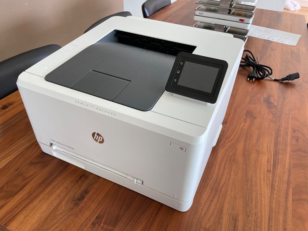 HP Color LaserJet Pro M252dw | Kaufen auf Ricardo