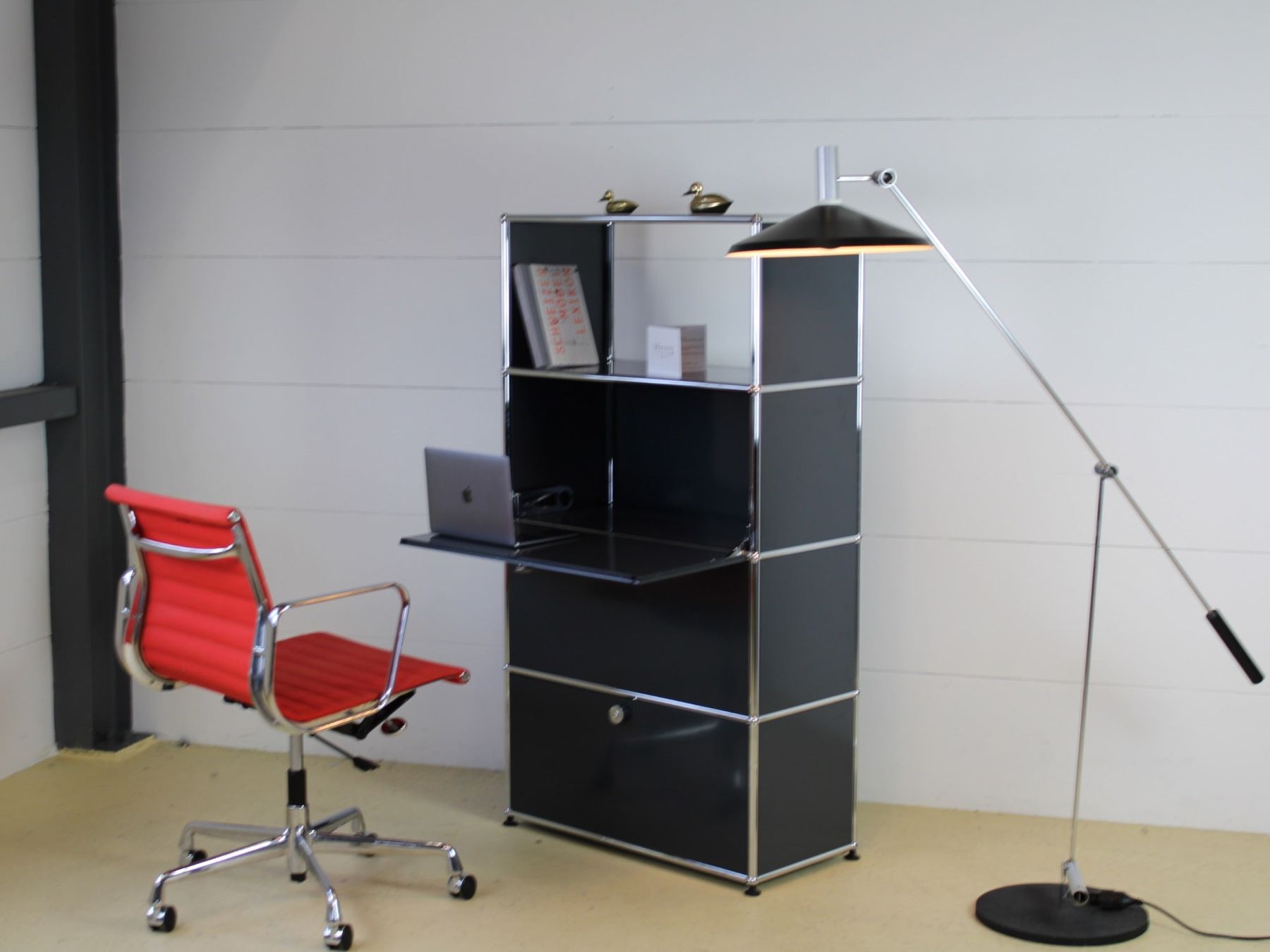 USM Scaffali: USM Haller Highboard | Anthrazitgrau | Neuwertig – Usato da Meinisberg venduto da atelier_TILIJA 1