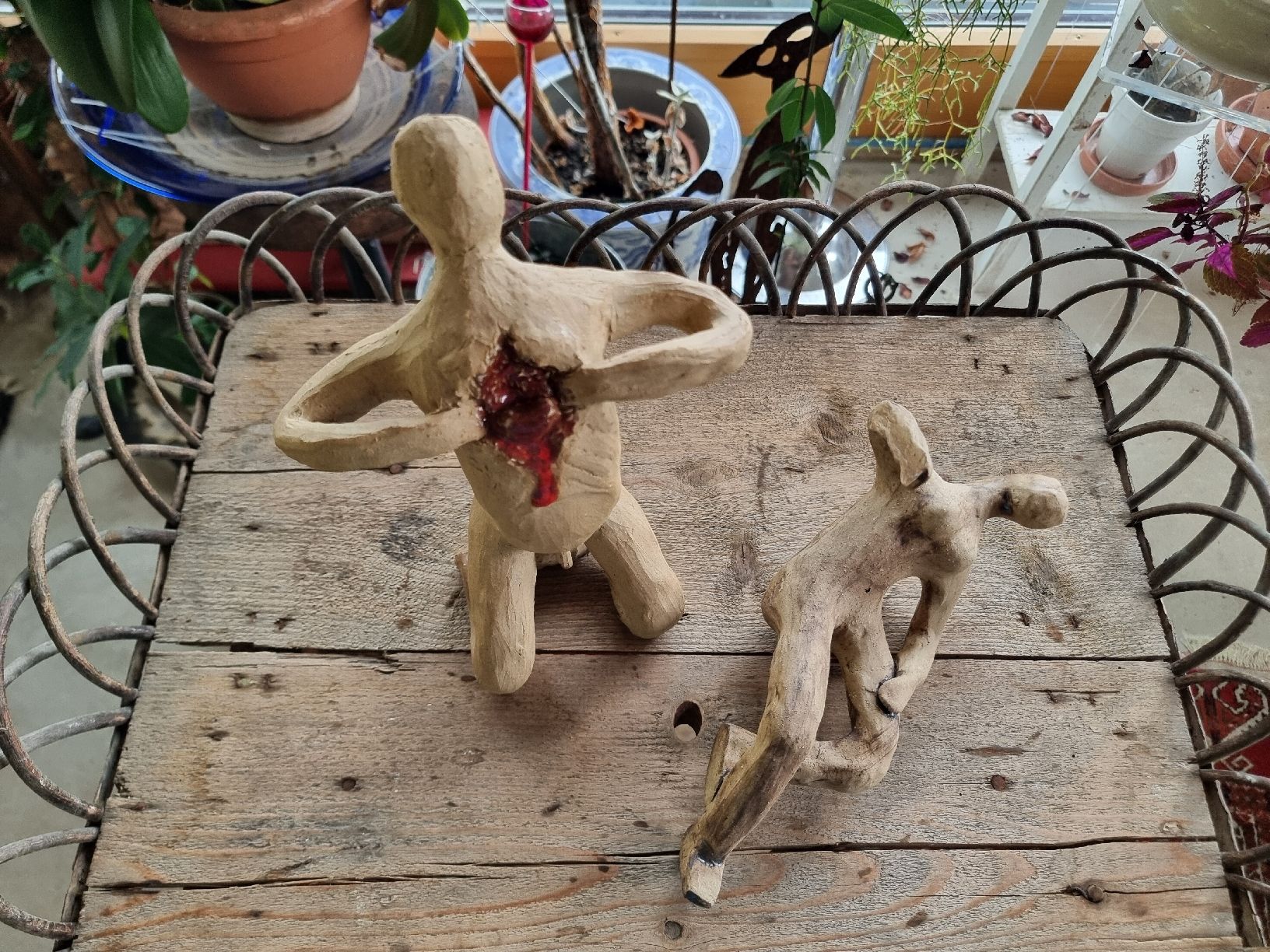 Statuette: Handgemachte Figuren aus Ton  – Usato da Berschis venduto da treedosha01 1