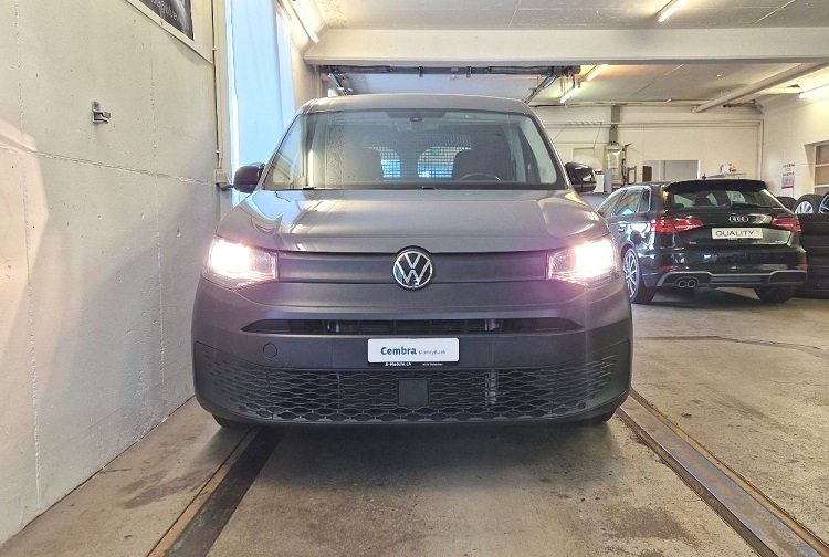 VW Veicoli commerciali: VW Caddy Cargo 1.5 TSI DSG Entry – Usato da Schenkon venduto da S-Mobile 3