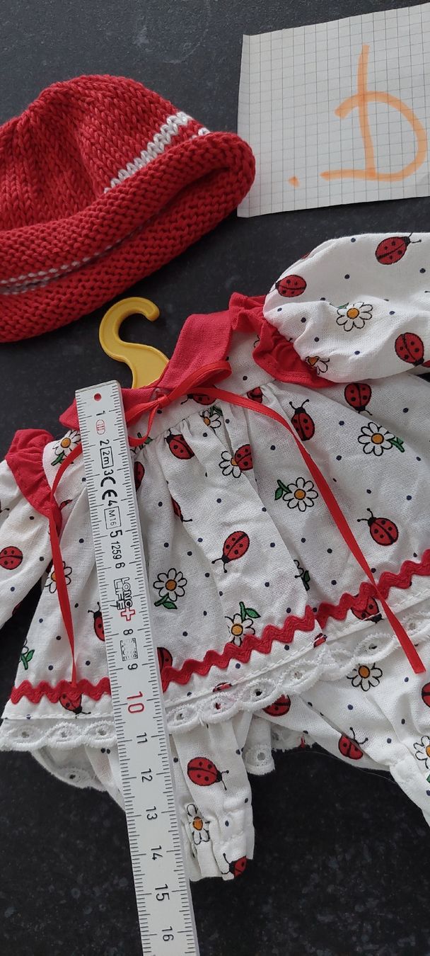 Puppen: Puppenkleid – Gebraucht aus Muri AG von nindo1 1