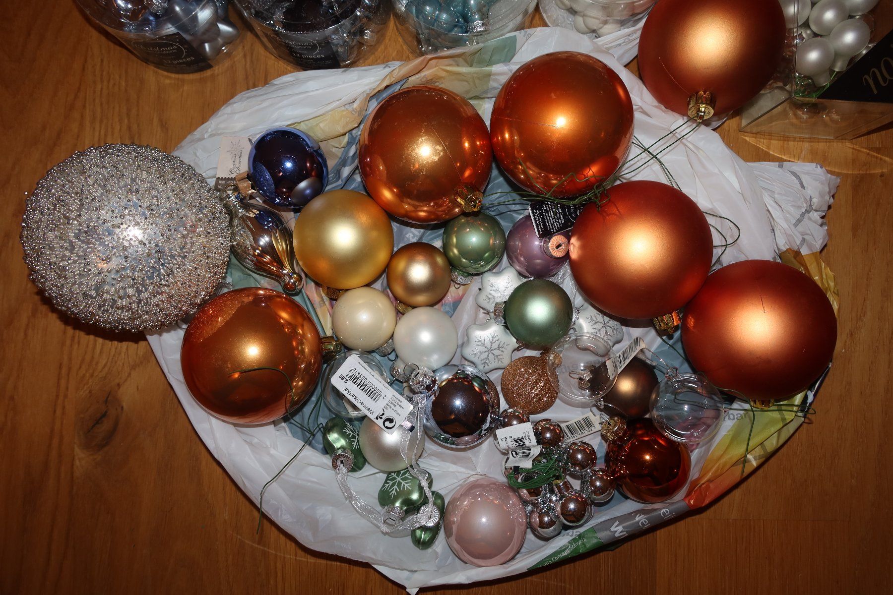 Tutte le decorazioni: Grosses Christbaumkugel-Set – Usato da Kilchberg ZH venduto da and_y5q6 4