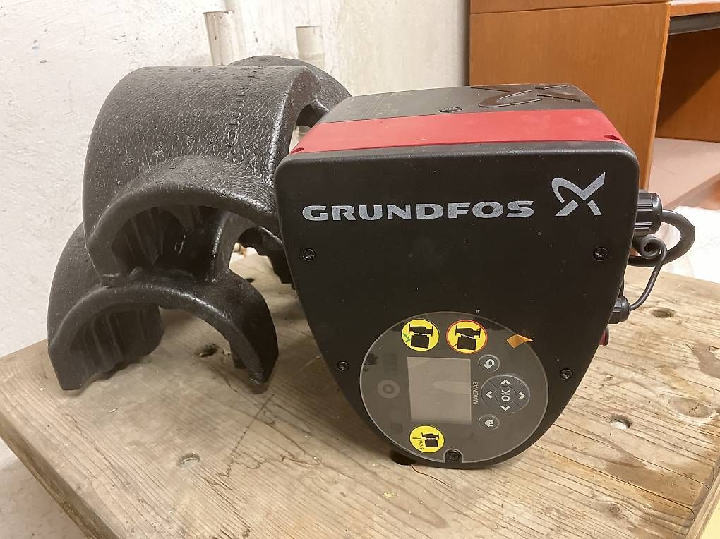 Grundfos Radiatori: Zirkulationspumpe Heizung – Usato da Schlatt TG venduto da bolero135 2