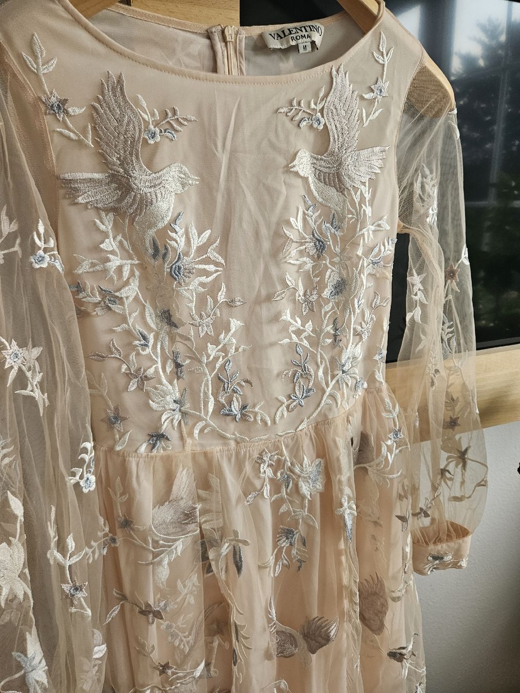 Valentino Vestiti: Valentino-Kleid mit Embroidery, sehr einzigartig! – Usato da Zollikon venduto da Oksana206 1