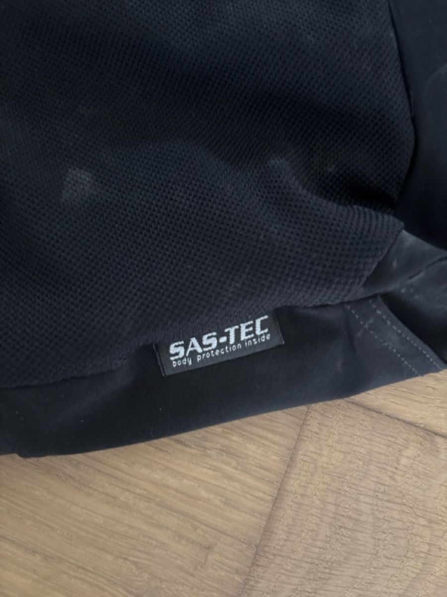 Protezioni & Imbottiture: ION Protektor Weste Trails XS mit SAS-TEC Schutz – Usato da Küssnacht am Rigi venduto da golfista23 3