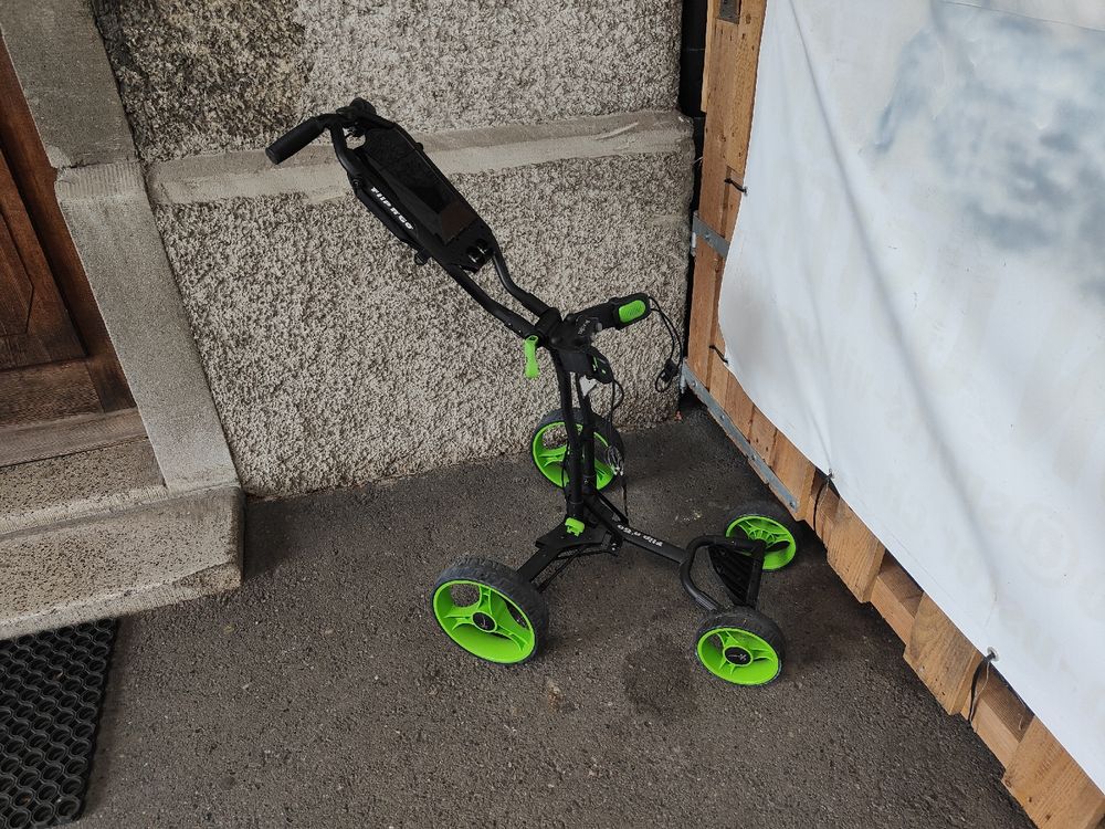 Bosmere P510 Protector Plus Grillabdeckung – Wendbar Grün/Schwarz, Mit Rädern, Wetterfest