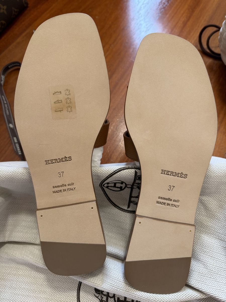 Hermès Scarpe da donna: Oran sandals 37 neu – Nuovo e nell'imballaggio originale da Kilchberg ZH venduto da cruella 3