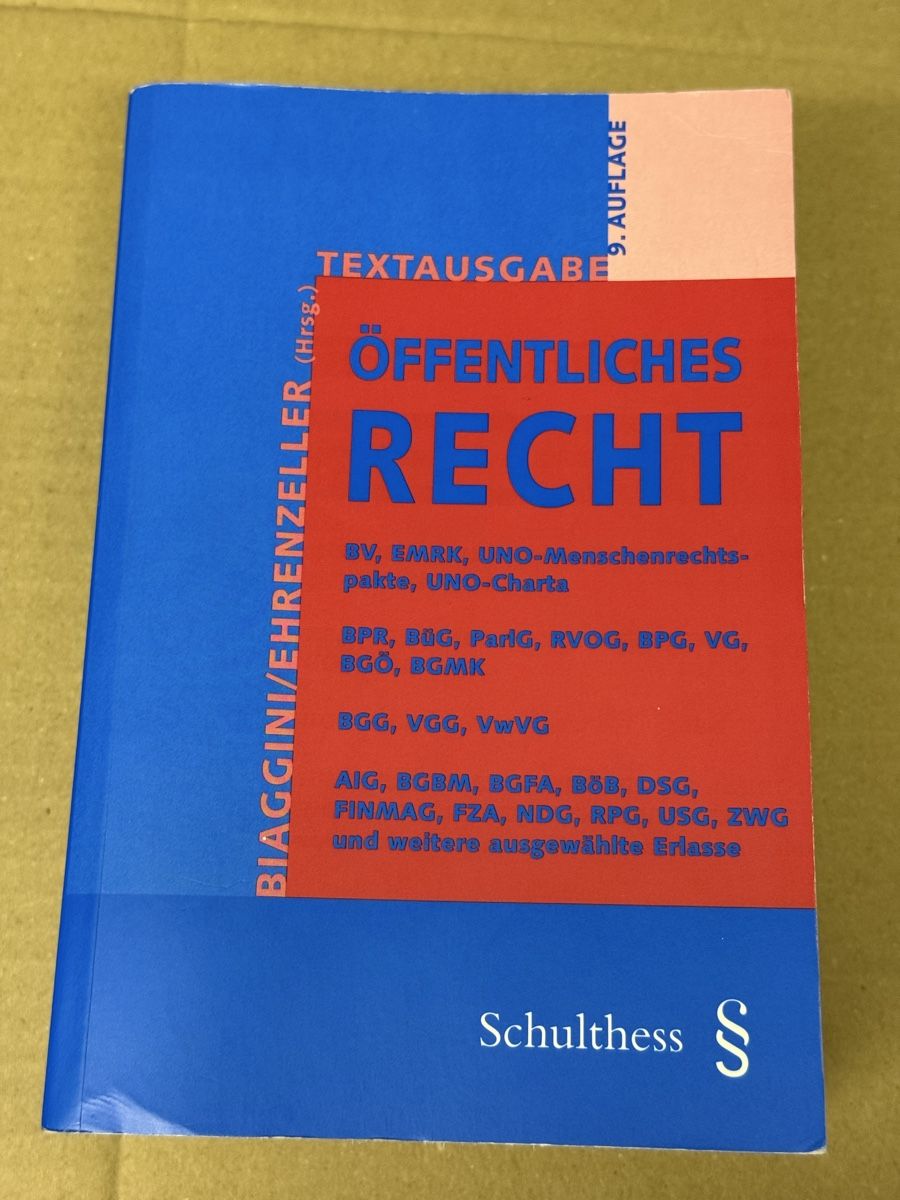 Libri: Öffentliches Recht Textausgabe – Usato da Uster venduto da AlabasterOne