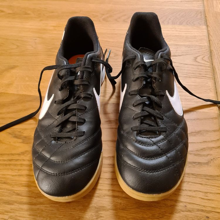 hallenschuhe nike tiempo