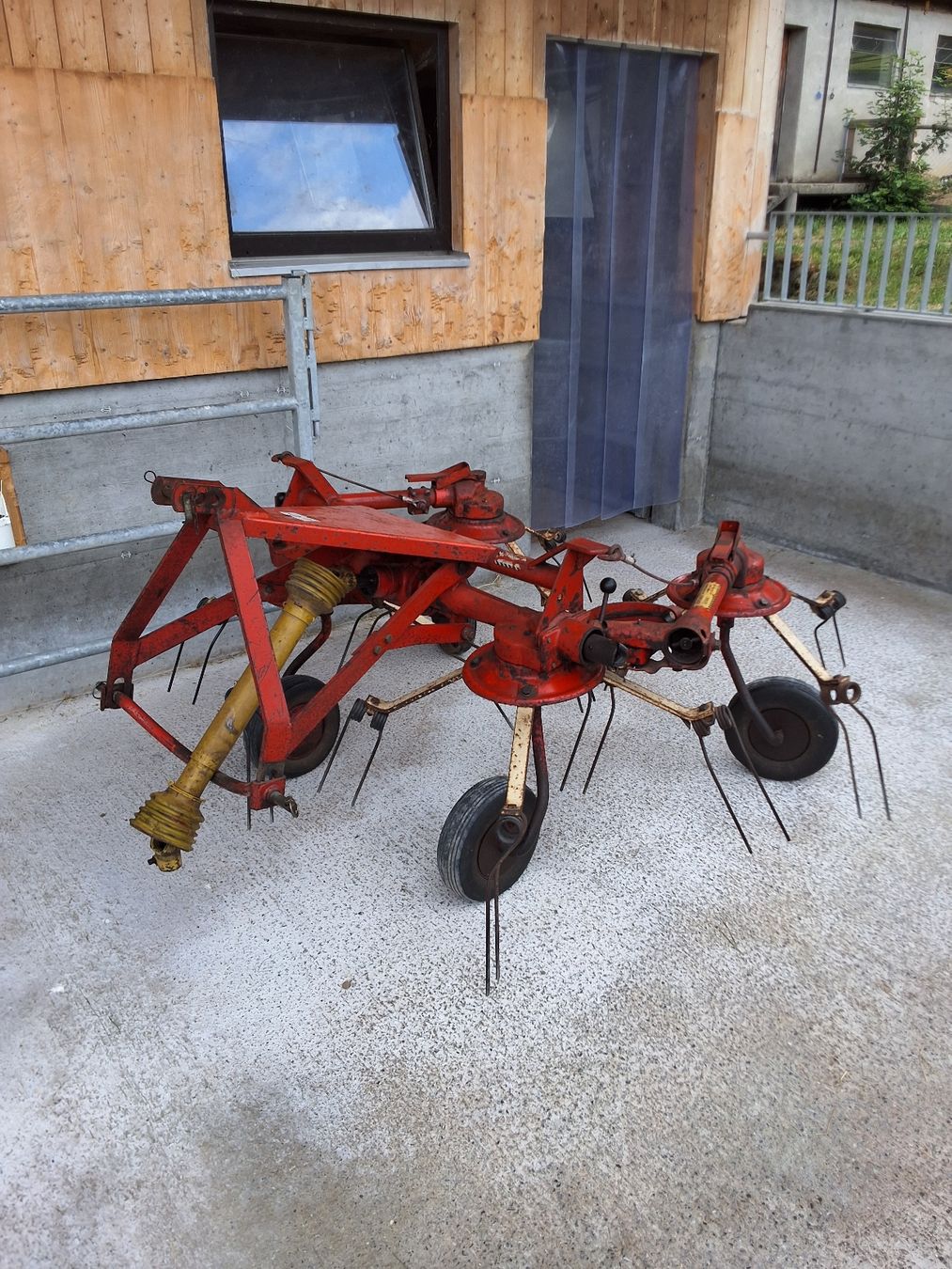 Toutes les machines: Kreiselheuer Fahr – D'occasion à Kerns par unterbalm 8