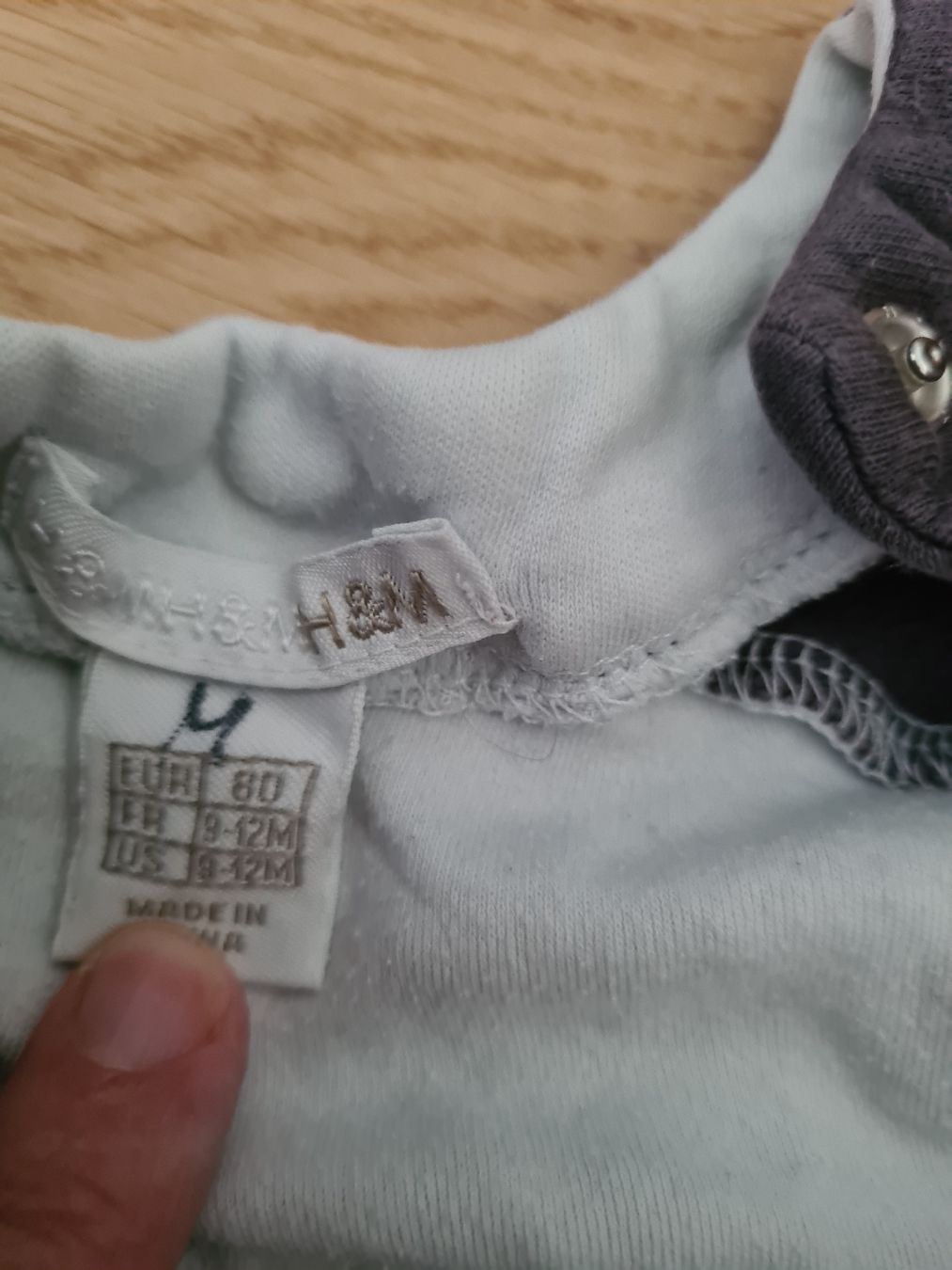 H&M Pyjamas & Ähnliches: Strampler Baby H&M Grösse 80 – Gebraucht aus Horw von Mirii91 2
